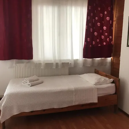 Gunebakan Taliani 3*