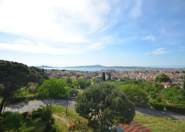 Gunebakan Taliani Отель 3*