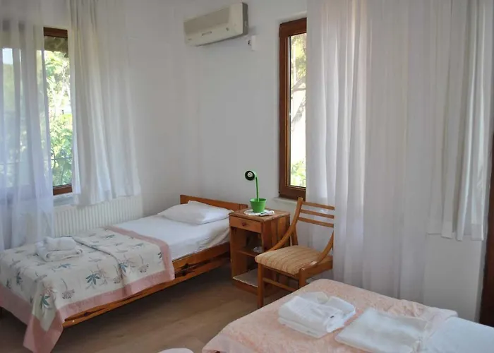 Отель Gunebakan Taliani Айвалык