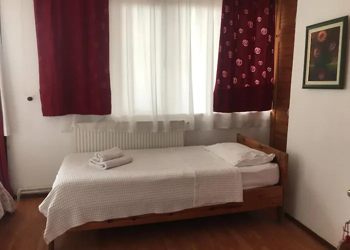 Gunebakan Taliani 3*