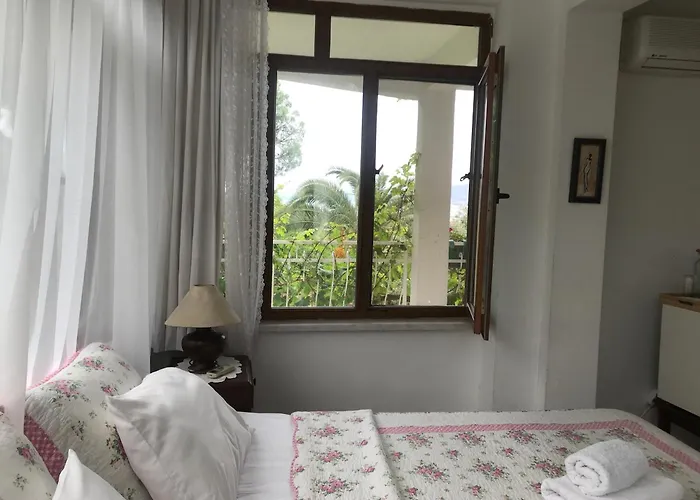 Gunebakan Taliani Отель 3*