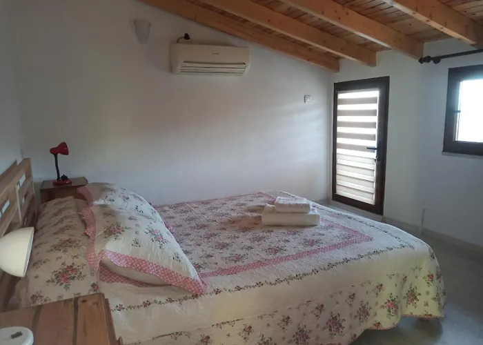 Gunebakan Taliani 3* Айвалык