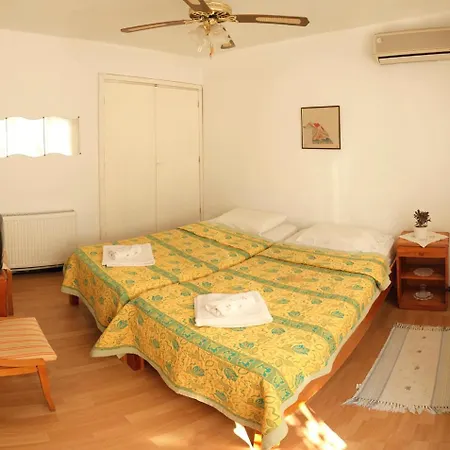 Gunebakan Taliani Otel Ayvalı