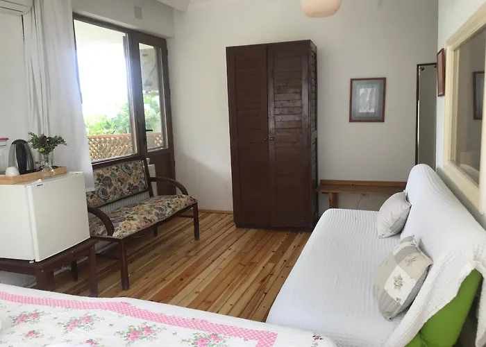 Gunebakan Taliani 3*