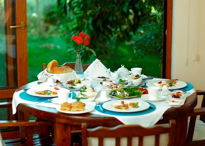 Gunebakan Taliani 3* Ayvalı