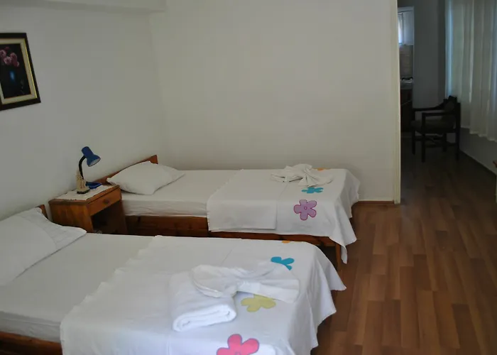 Hotel Gunebakan Taliani